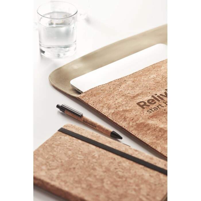 Laptopcover van kurk GRACE beige 2 kleuren zd 6938