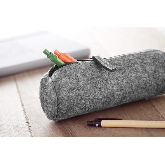 Vilten etui sample